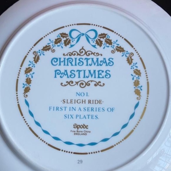 Spode Christmas Pastimes “Sleigh Ride” 1982 Boxed Display Plate - Picture 2 of 7